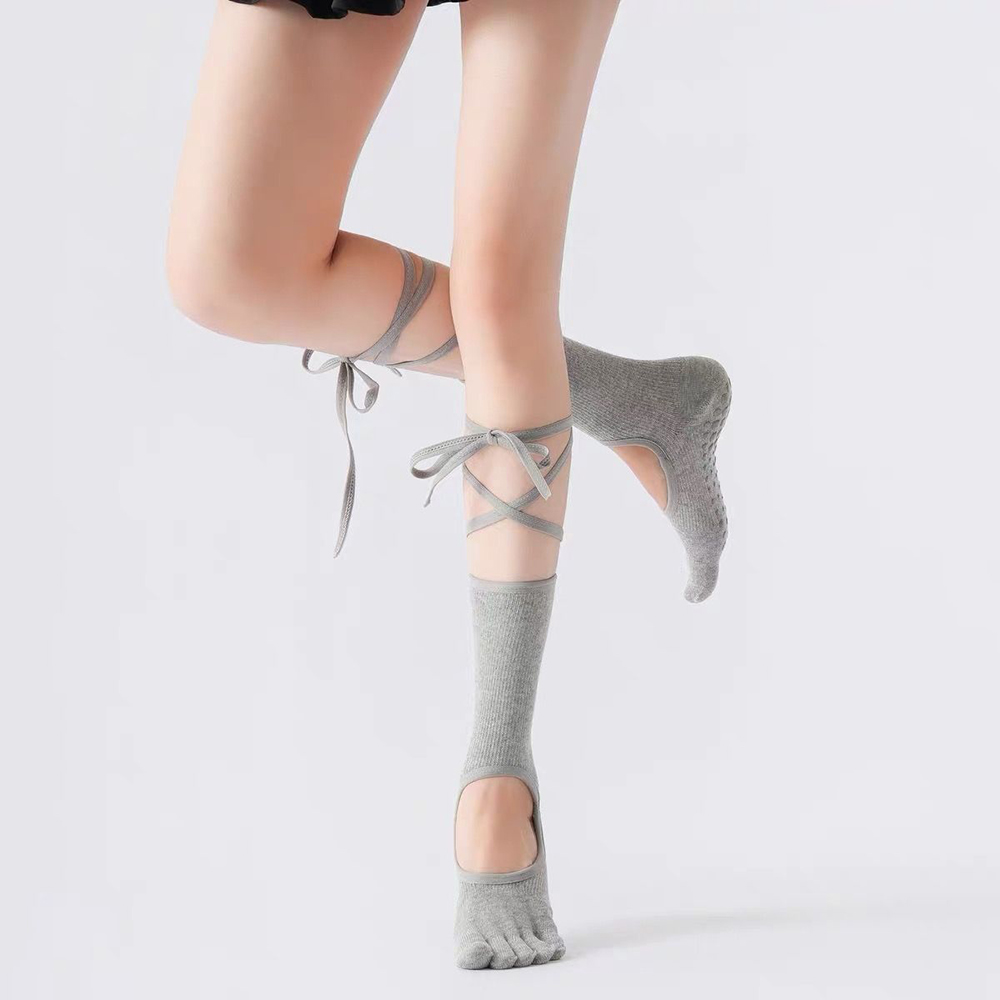 Lace-up Ballet Yoga Socks Wome - Pilates & Yoga Knokke review and price